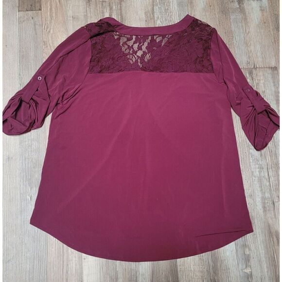 Torrid Women's Plus Size 3 Blouse Top 3/4 Sleeve Red Solid Polyester V-Neck - Picture 4 of 7